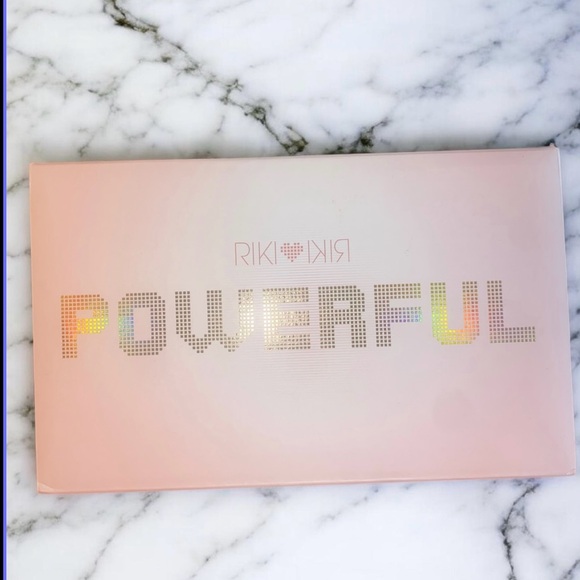 RIKI LOVES RIKI Accessories - Riki Loves Riki POWERFUL portable LED-lighted vanity mirror power bank.